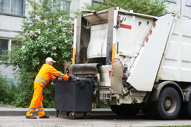 Best Retail Junk Removal  in Omak, WA